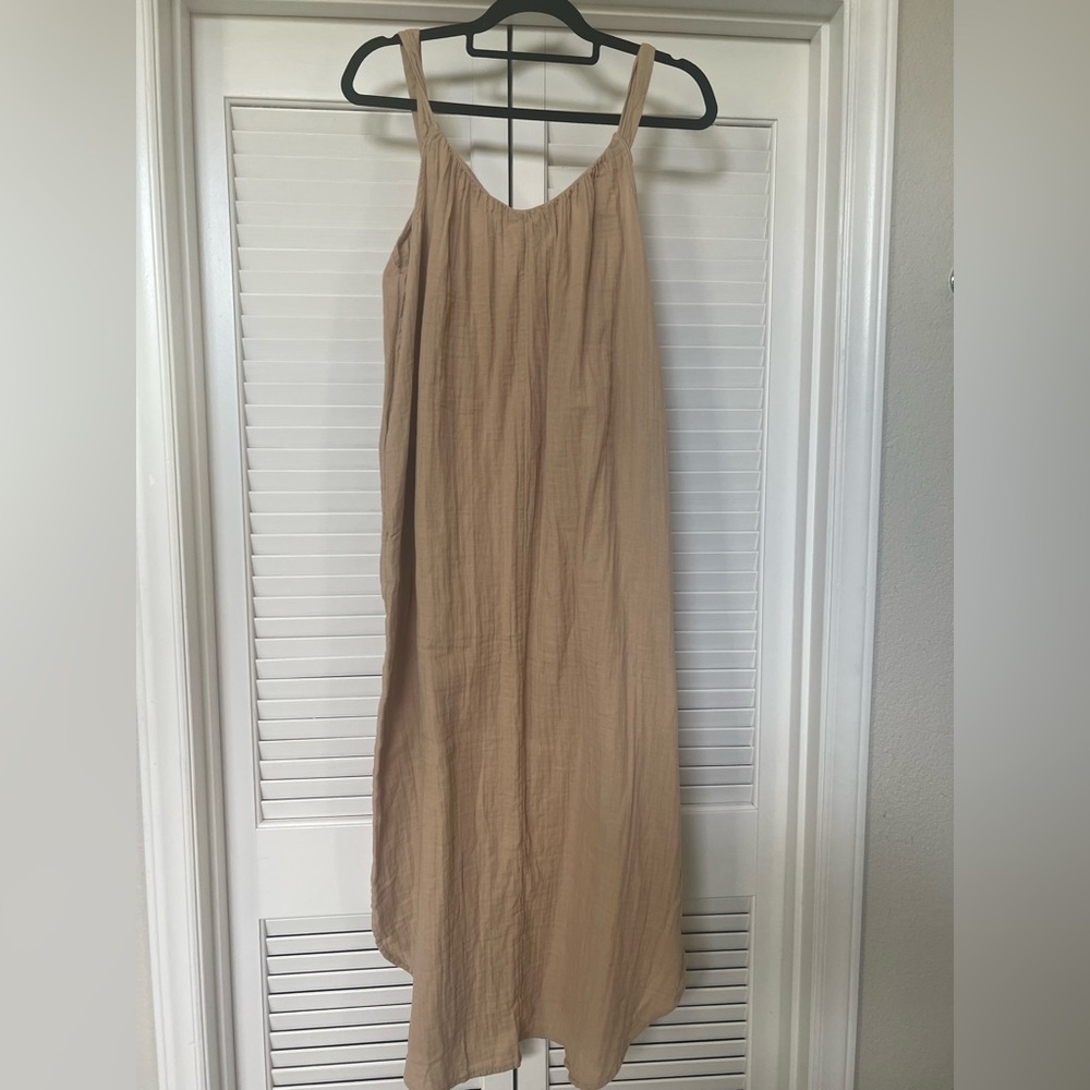 Tan Old Navy Dress
